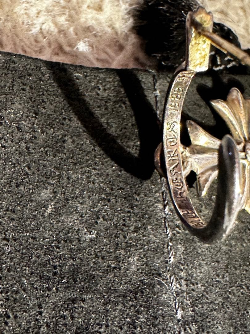 クロムハーツピアス片耳用