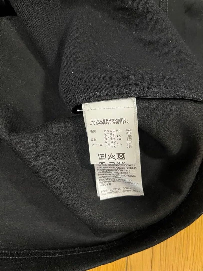 J.LINDEBERG メンズゴルフウェア フルジップパーカーブラック×ホワイト