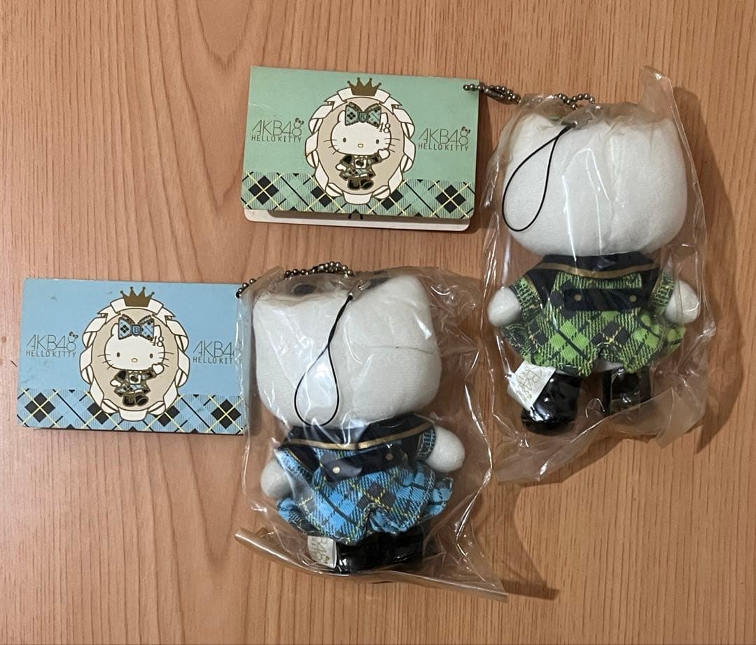 AKB48×ハローキティ コラボストラップ2個セット 新品タグ付き レア 限定