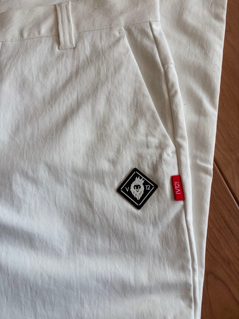 v12 ゴルフ　パンツ　新品　タグ付き　M