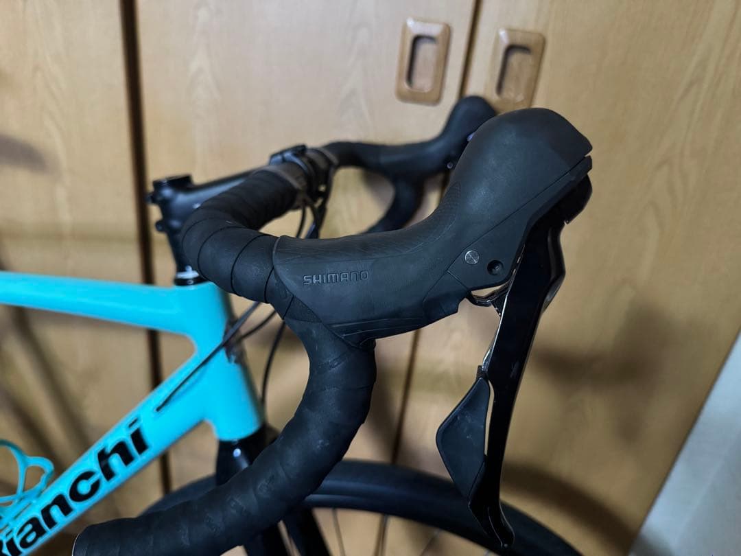 Bianchi VIA NIRONE 7 ALLROAD グラベルロード