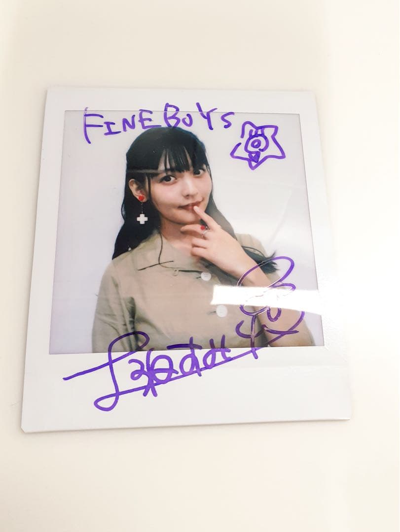 直筆】上坂すみれサイン入りチェキ - メルカリ