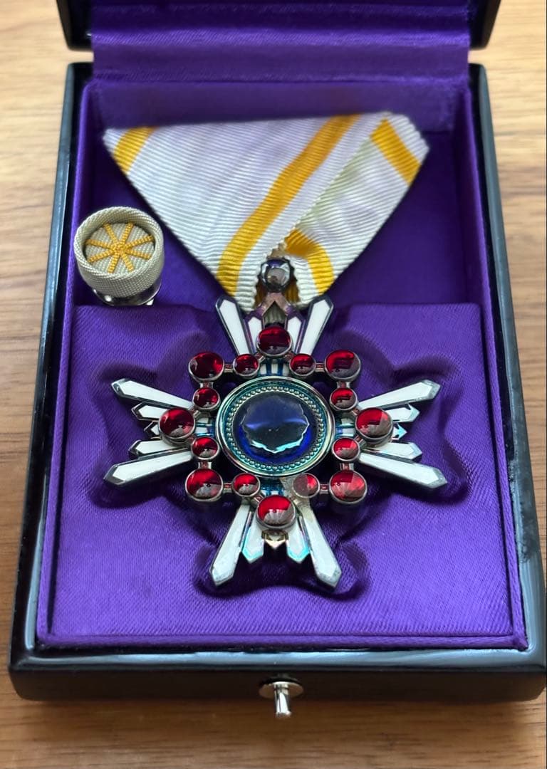 勲章 勲五等瑞宝章 - メルカリ