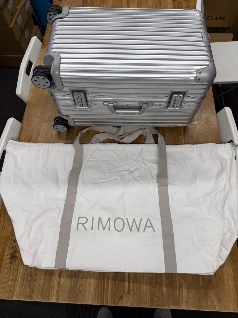 RIMOWAリモワオリジナルトランクS66リットル