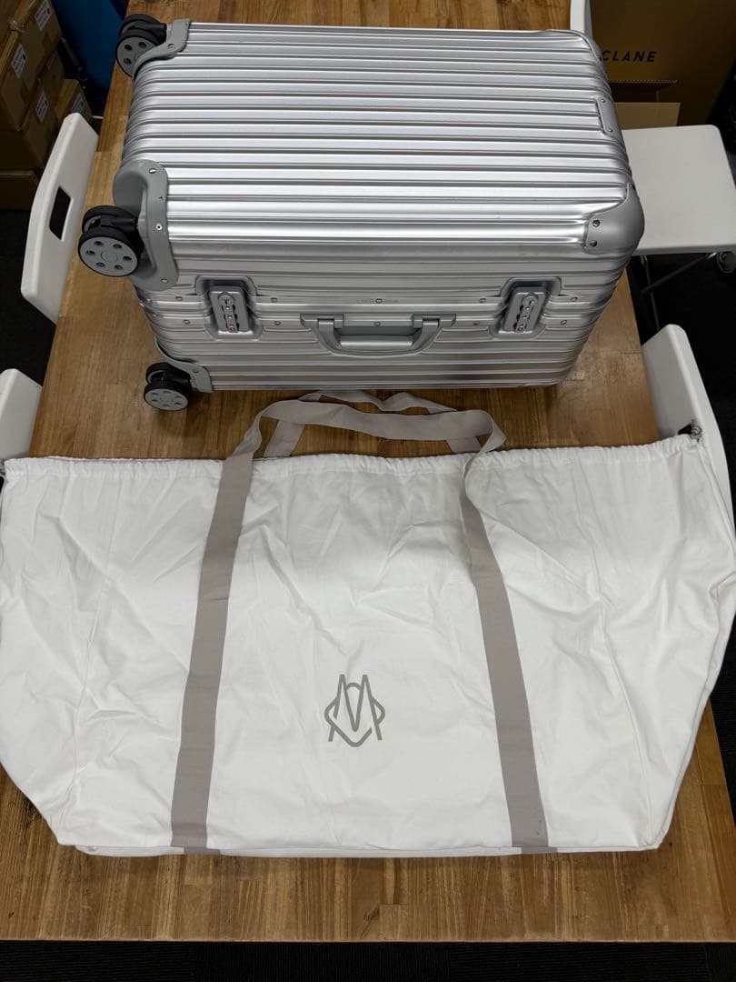 RIMOWAリモワオリジナルトランクS66リットル