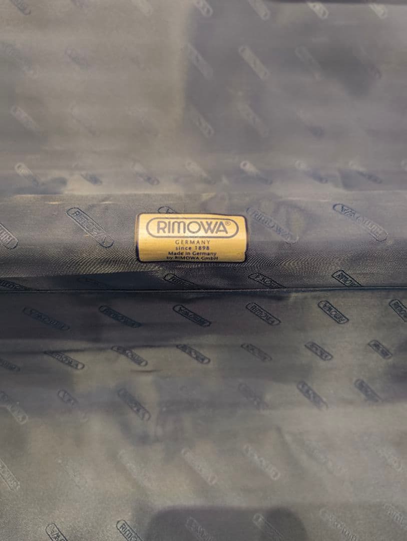 リモワ RIMOWA SILVER INTEGRAL 82L 4輪 アルミ