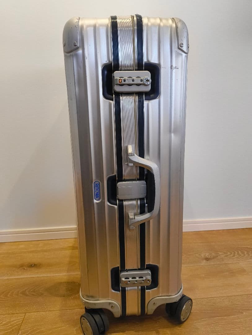 リモワ RIMOWA SILVER INTEGRAL 82L 4輪 アルミ