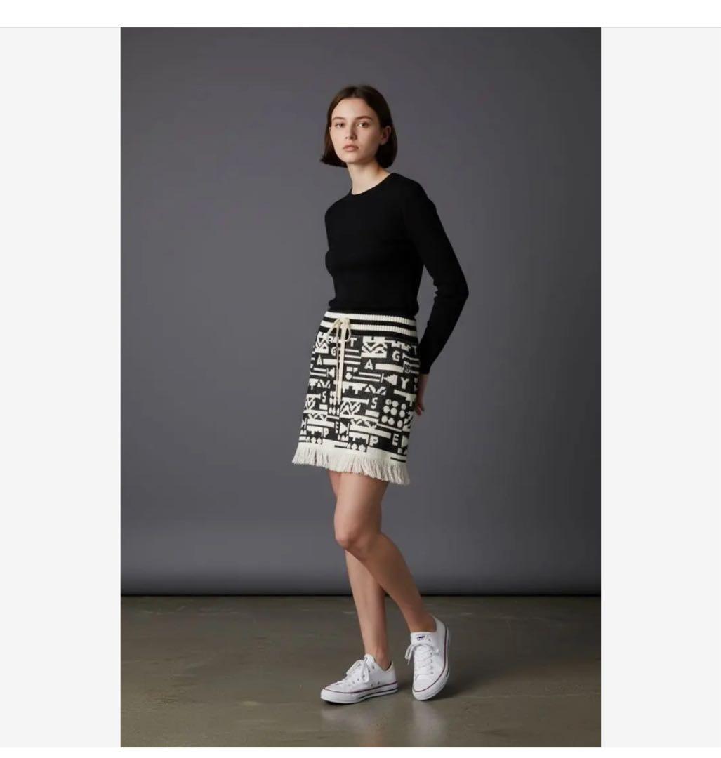 パーリーゲイツ 新品未使用 タグ付きフリンジ付き幾何学模様スカート