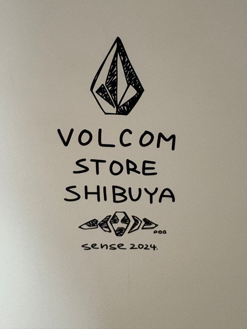 VOLCOM デッキ　渋谷店オープン記念　senseデザイン