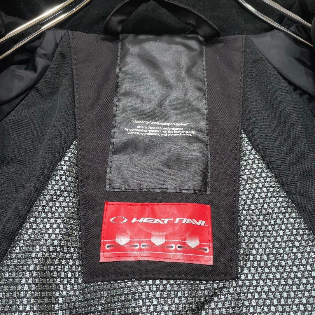 美品 デサント ヒートナビ スキーウェア スノーボードジャケット ブラック M