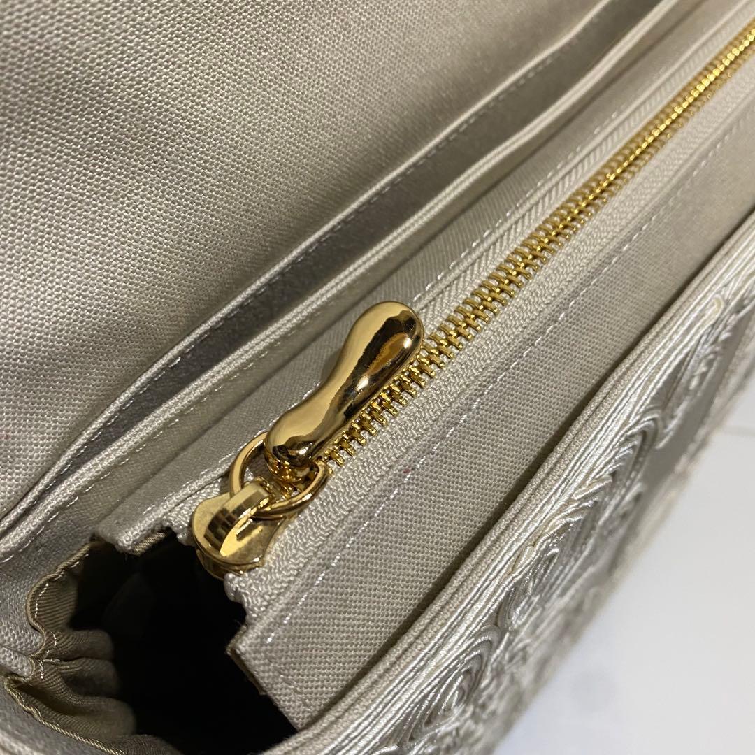 【未使用】岩佐　IWASA コード刺繍エレガントリュック