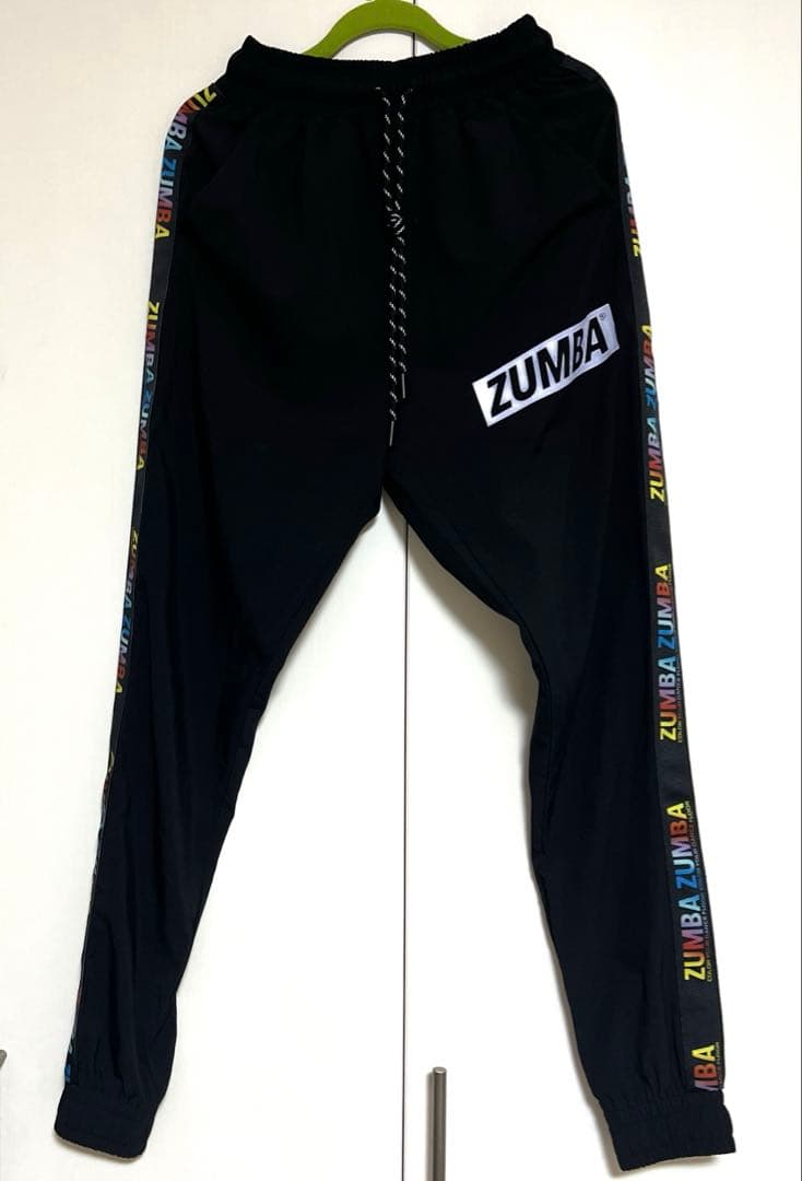 zumbaパンツ 正規品 - メルカリ