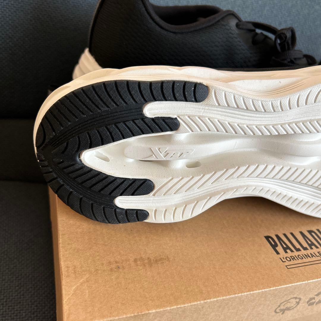 新品未使用XTEP 高機能 軽量 ランニングシューズ 28cm定価15800円