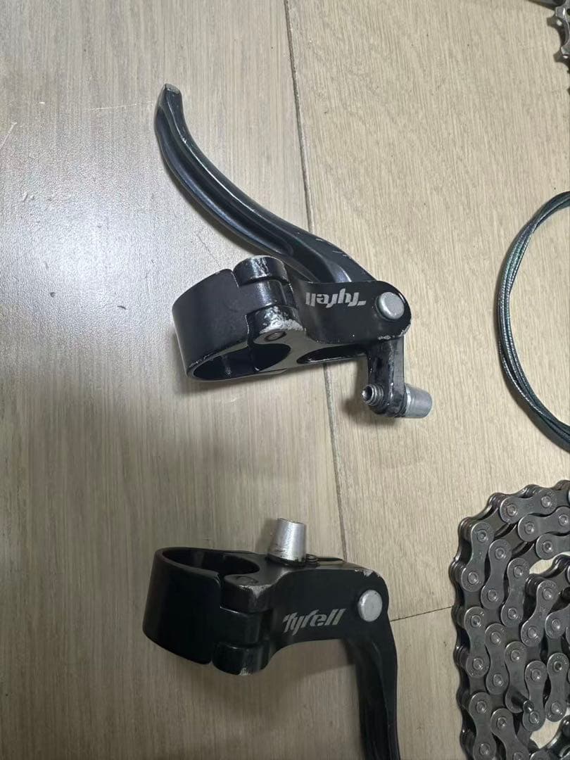 Tyrell ブルホーン TIAGRA バーエンドコントローラー ハンドル無し