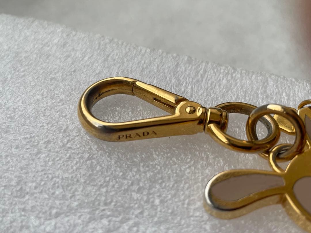 PRADA プラダ ゴールドカラー バニーウサギ キーホルダー 33.3g