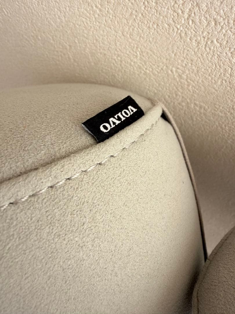 【純正】 VOLVO純正アクセサリーネッククッション　2個セット