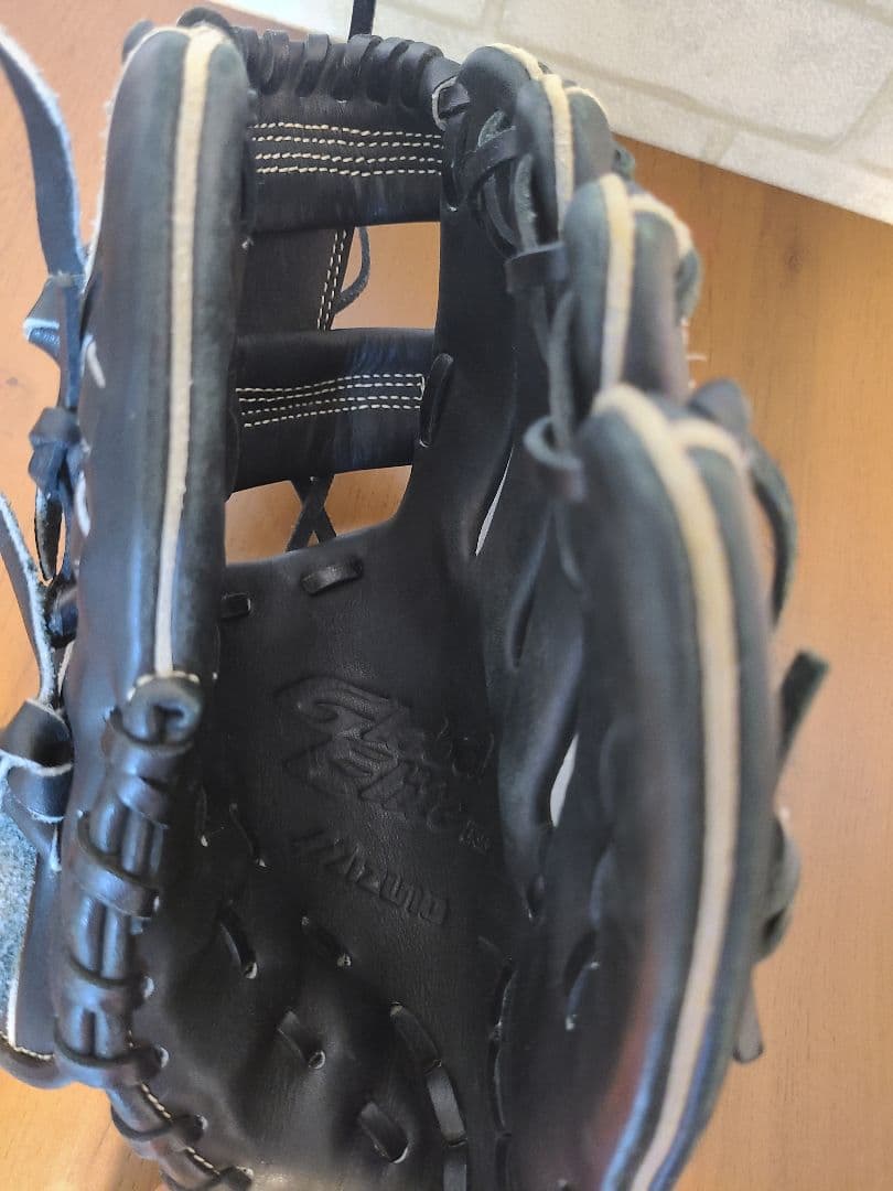 ミズノ　グローバルエリート　RG　黒　グローブ　少年