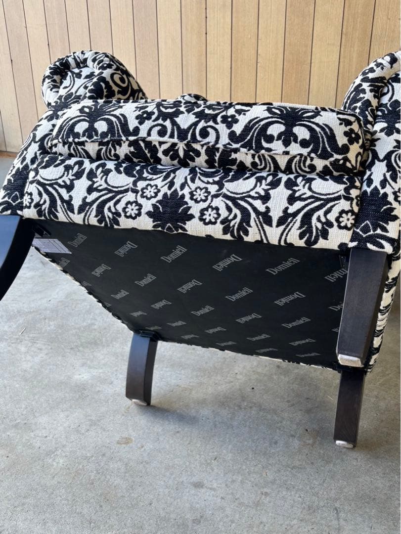 ドイツ 定価25万 IDC大塚家具 ドミシール 1人掛けソファ オットマン付き