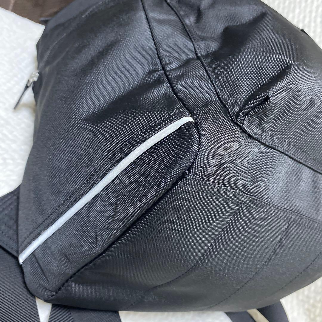 【美品】マリメッコ buddy バディ リュック 黒 大容量 バックパック A4