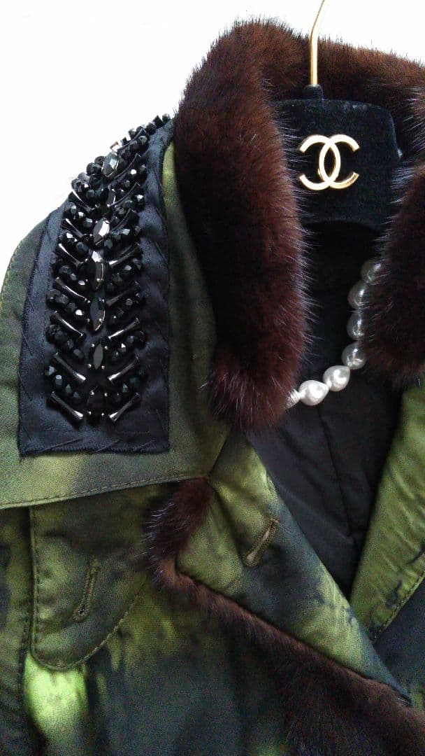 PRADA　キラキラビジュー　デンマーク産ミンク付　中綿　コート