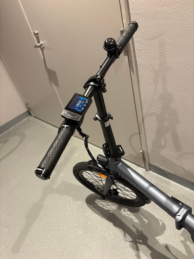 ADO AIR 20 電動アシスト折りたたみ自転車　グレー