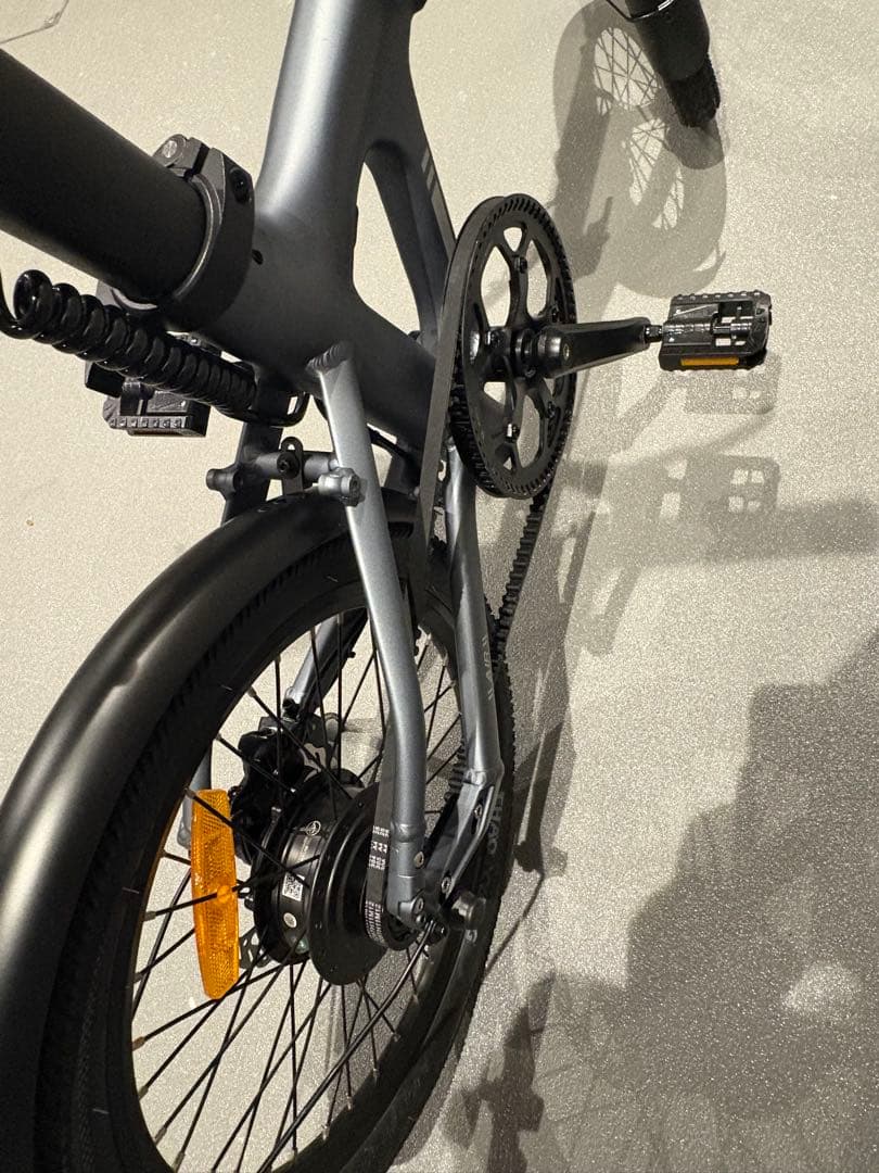 ADO AIR 20 電動アシスト折りたたみ自転車　グレー