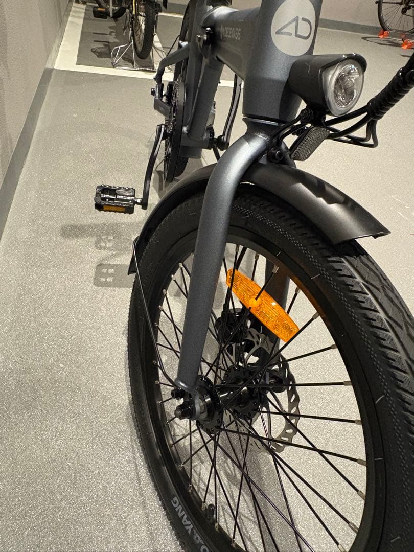 ADO AIR 20 電動アシスト折りたたみ自転車　グレー