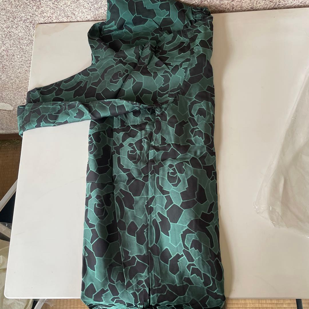 l*n様 BEATEASE カモフラージュ柄 パジャマ Mサイズ　絹　シルク