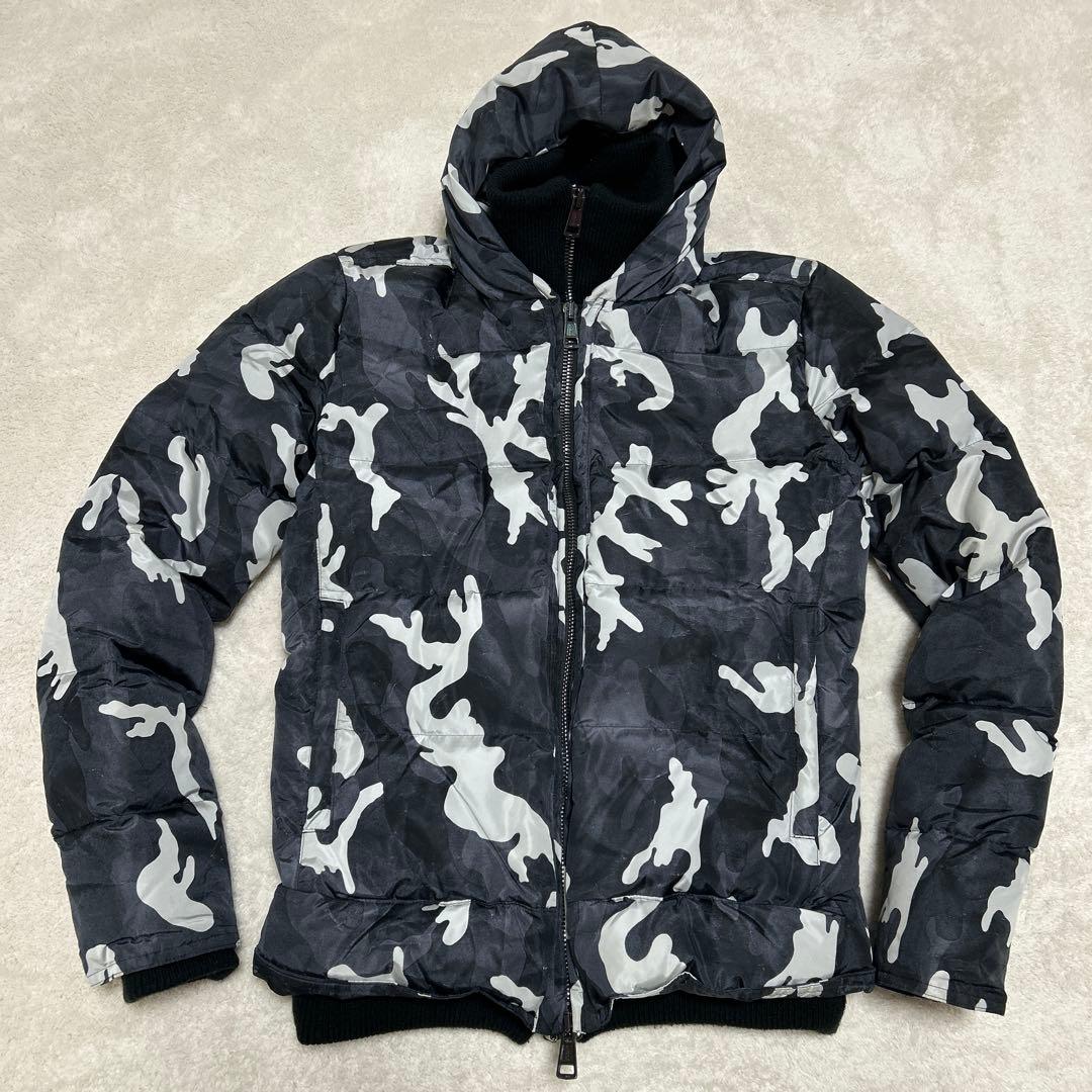 ♦︎新品同様♦︎AKM♦︎レイヤードダウンベスト♦︎カモフラ