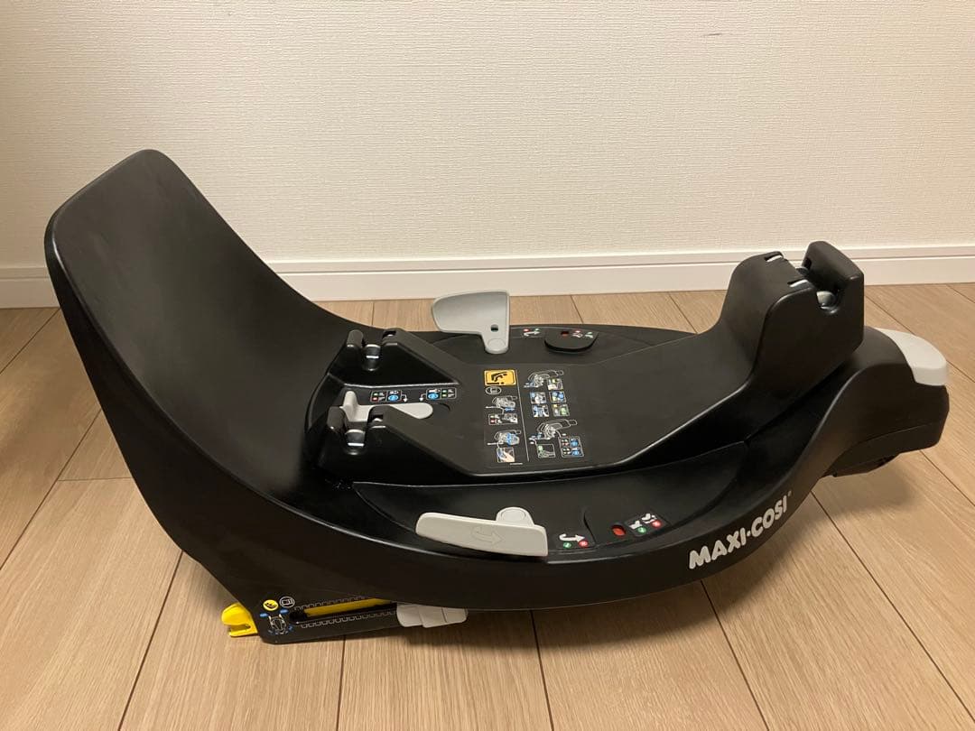 マキシコシ Pebble360 & FamilyFix360 チャイルドシート