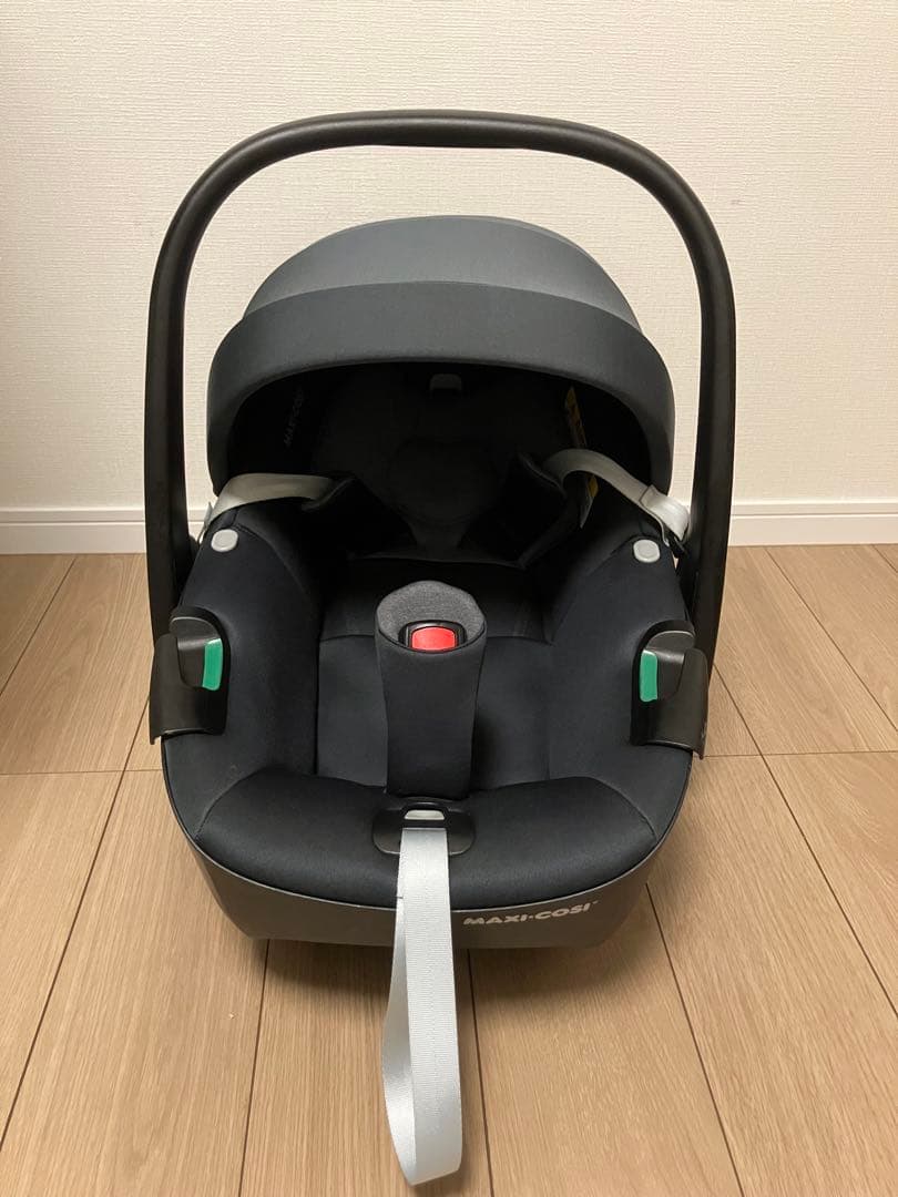 マキシコシ Pebble360 & FamilyFix360 チャイルドシート