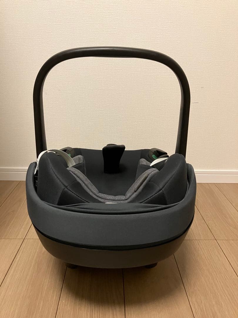 マキシコシ Pebble360 & FamilyFix360 チャイルドシート