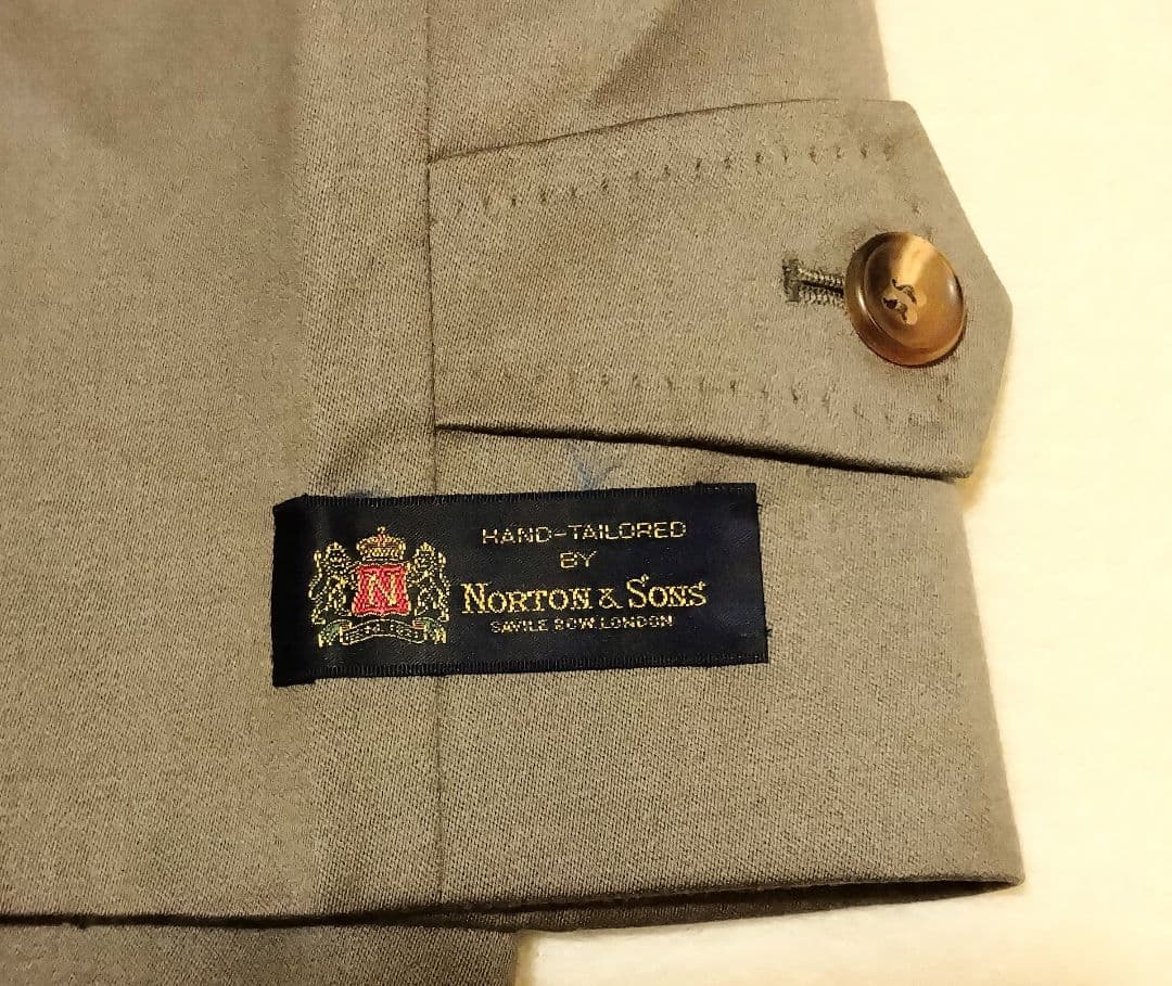 ☆未使用タグ付■NORTON&SONS■カシミヤ混■コート■М■カーキ系☆