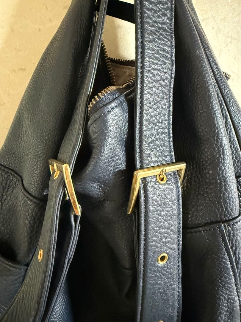 ATAO ネイビー レザー リュック