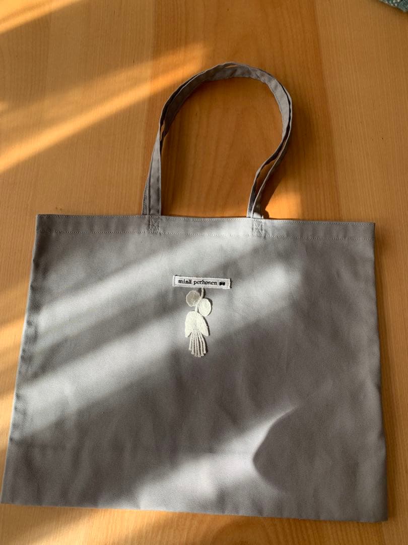 ミナペルホネンストール　ショップ袋付き