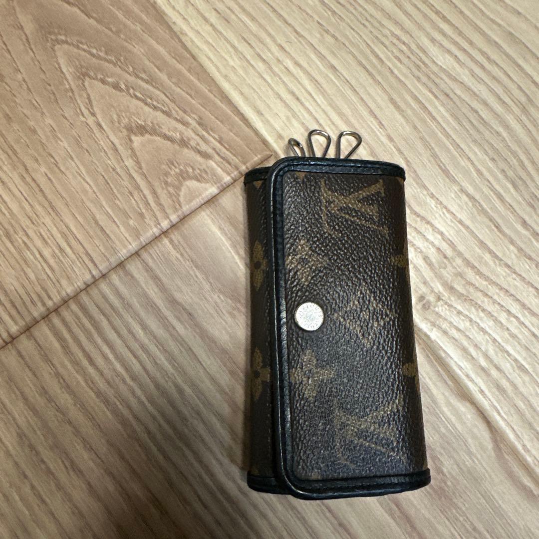 く*げ様 Louis Vuitton モノグラム 長財布、キーケース4点セット