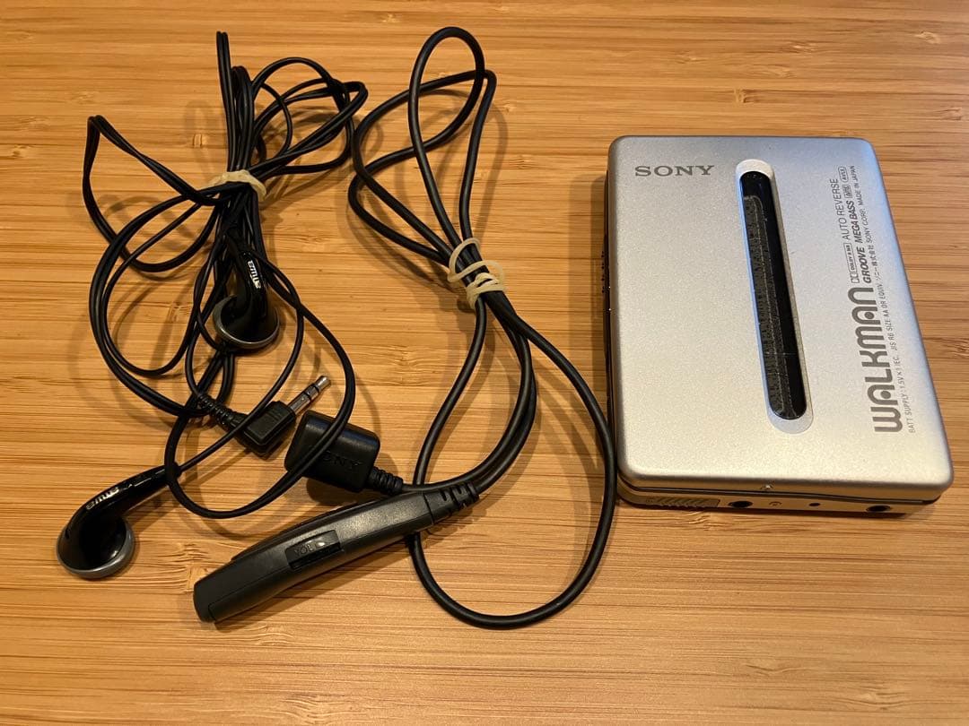 SONY ソニー ウォークマン WM-EX677 ジャンク品