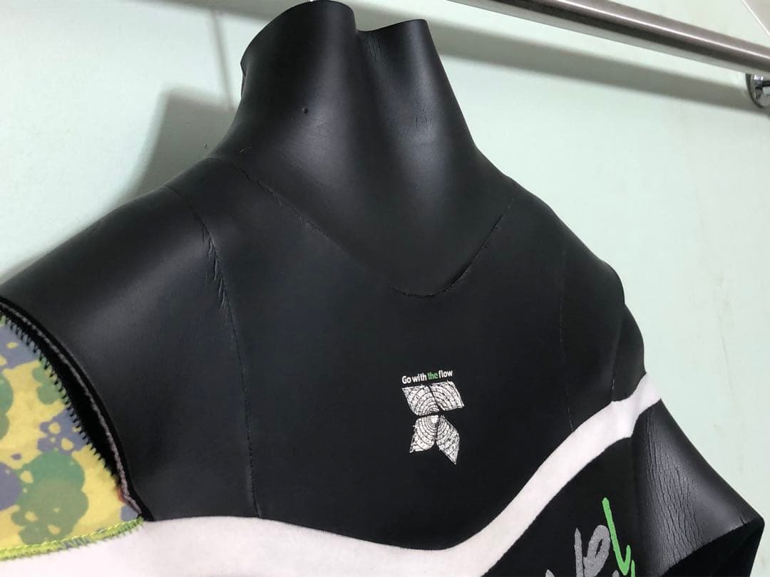 Veldox セミドライ 5×3mm ノンジップ - サーフィン・ボディボード安価