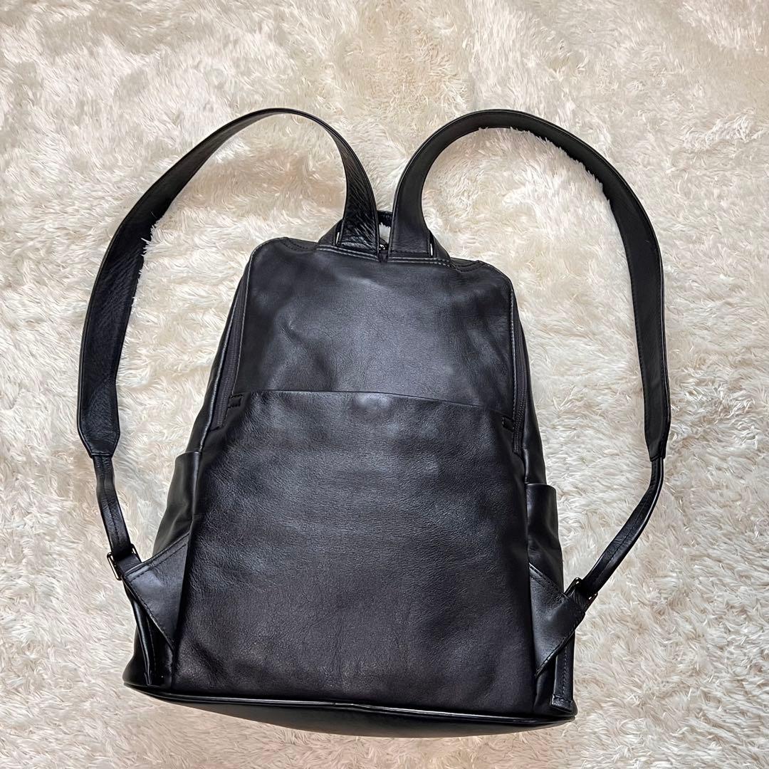 美品 イアパピヨネ 《A４対応/本革》レザースタンドリュック2 ブラック