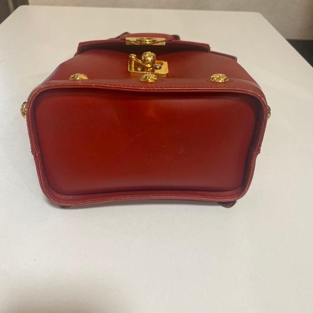 サルヴァトーレフェラガモ レザーリュック