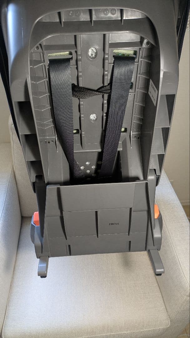 トヨタ純正　NEO G-Child ISO leg チャイルドシート