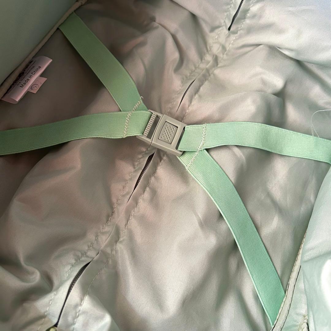 美品　サムソナイト　4輪キャリーケース　機内持ち込み可能　ハンドル調整可能