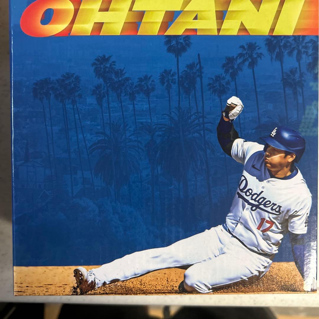 大谷'77、、翔平 ボブルヘッド フィギュア記録達成ドジャース記念品正規品