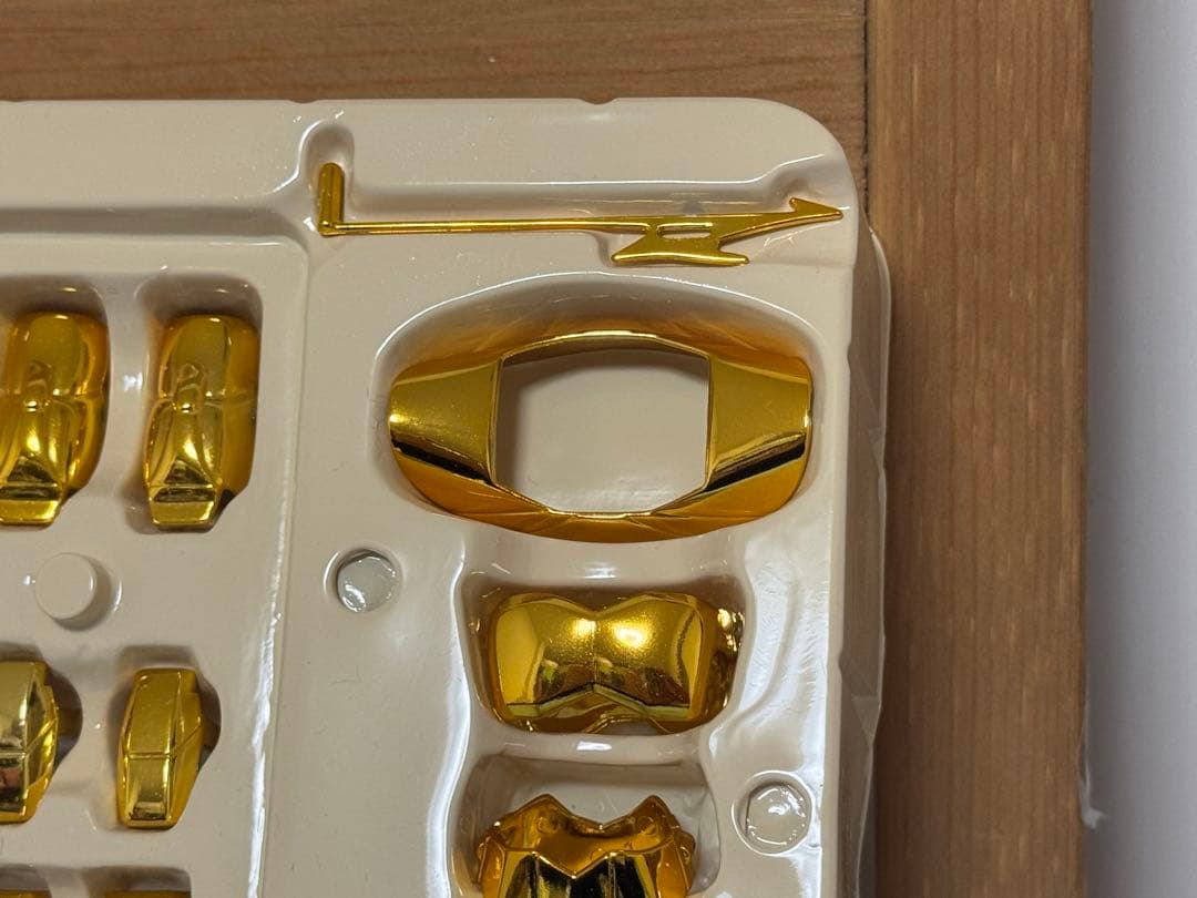 懸賞品 人馬座黄金聖衣 聖闘士星矢 聖衣大系 バンダイ