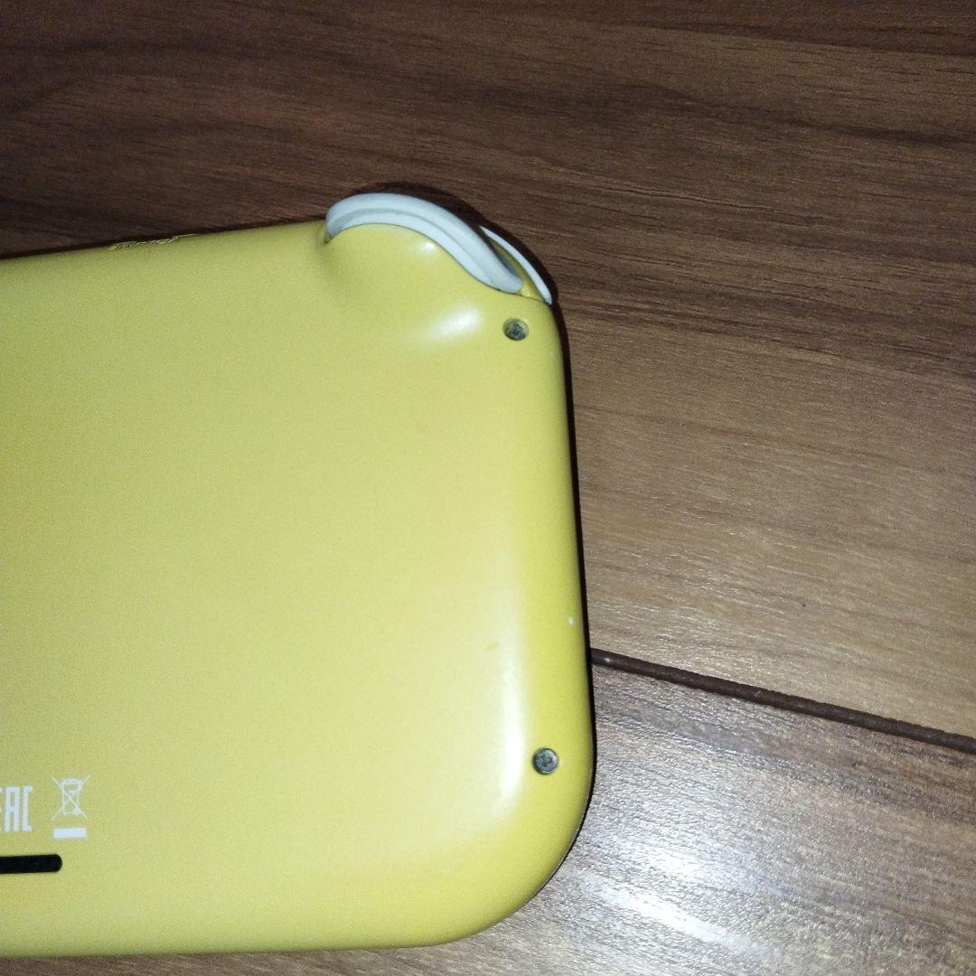 任天堂 スイッチライト イエロー HDH-001 Nintendo