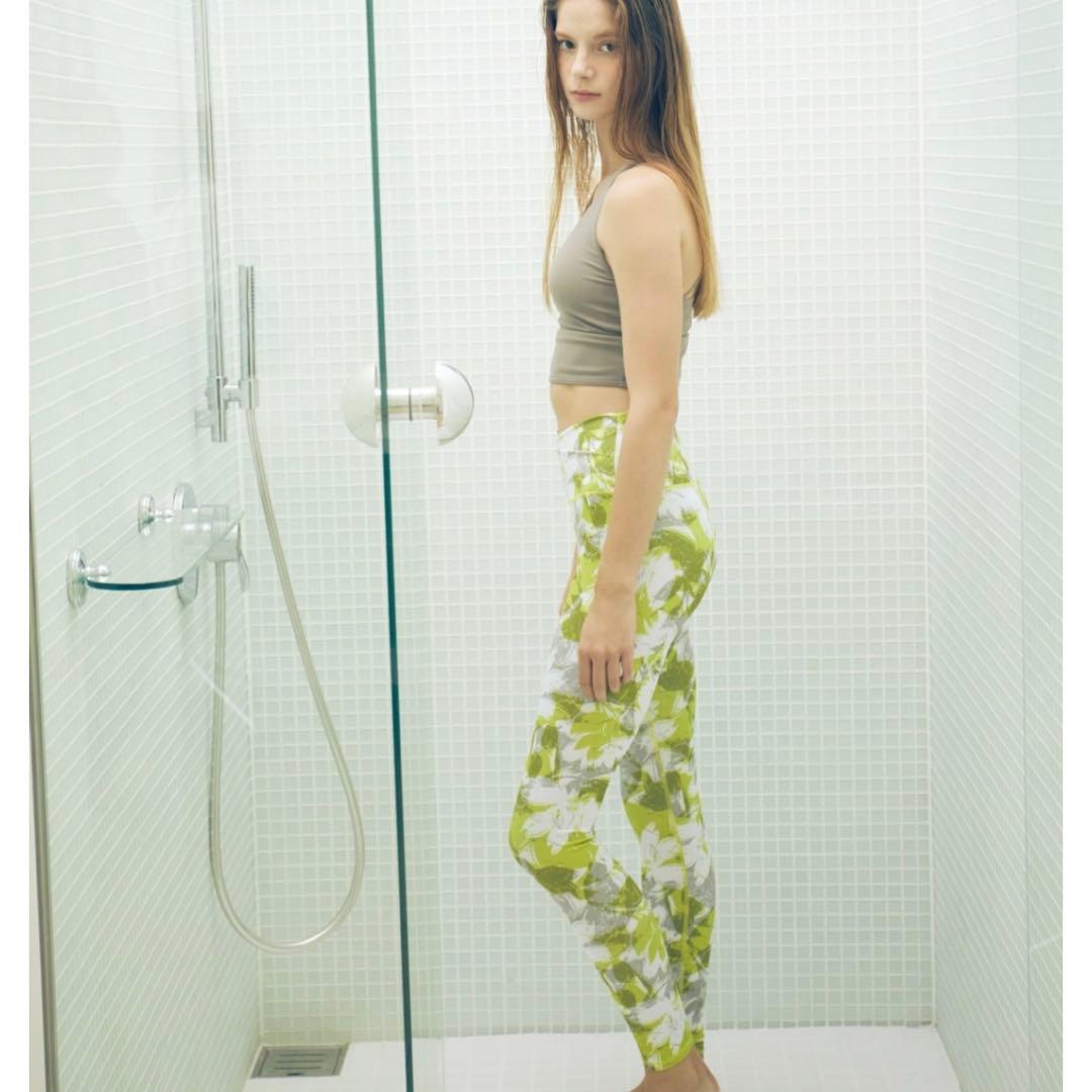 ジュリエ Julie ☆クロス レギンス☆ ピスタチオ 0サイズ 新品❣️の