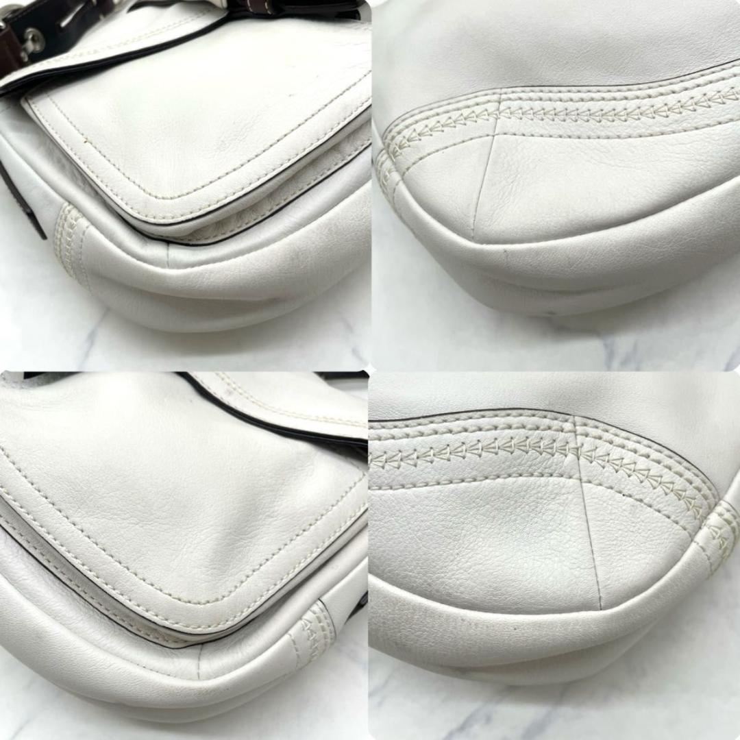 コーチ ソーホー アクセサリーポーチ ワンショルダーバッグ レザー 白 茶