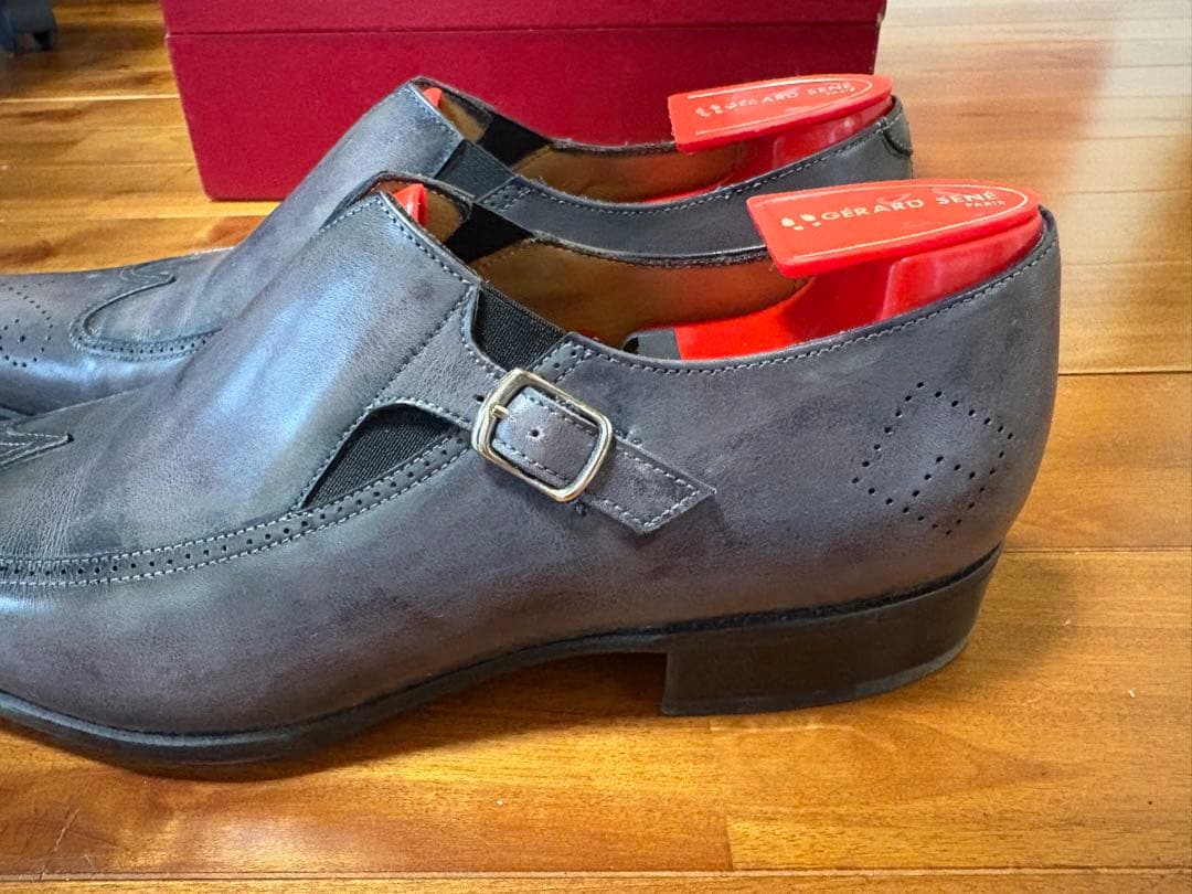 ジェラールセネ PARIS GREY ANTIC 9 1/2 箱あり 美品 - メルカリ