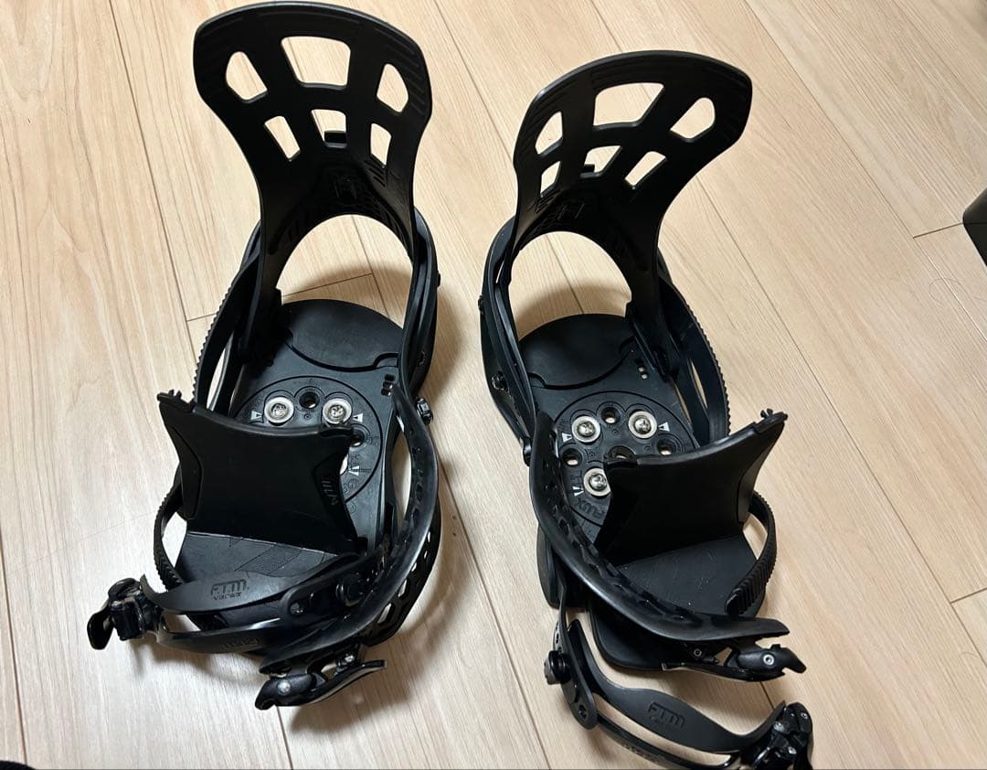 EM FLUX BDGS ブラック ビンディング