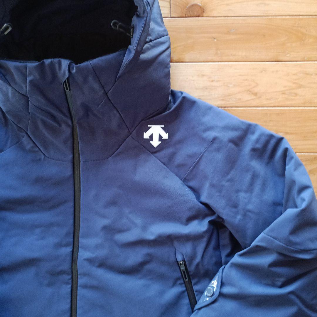新品！DESCENTE スキーウェア